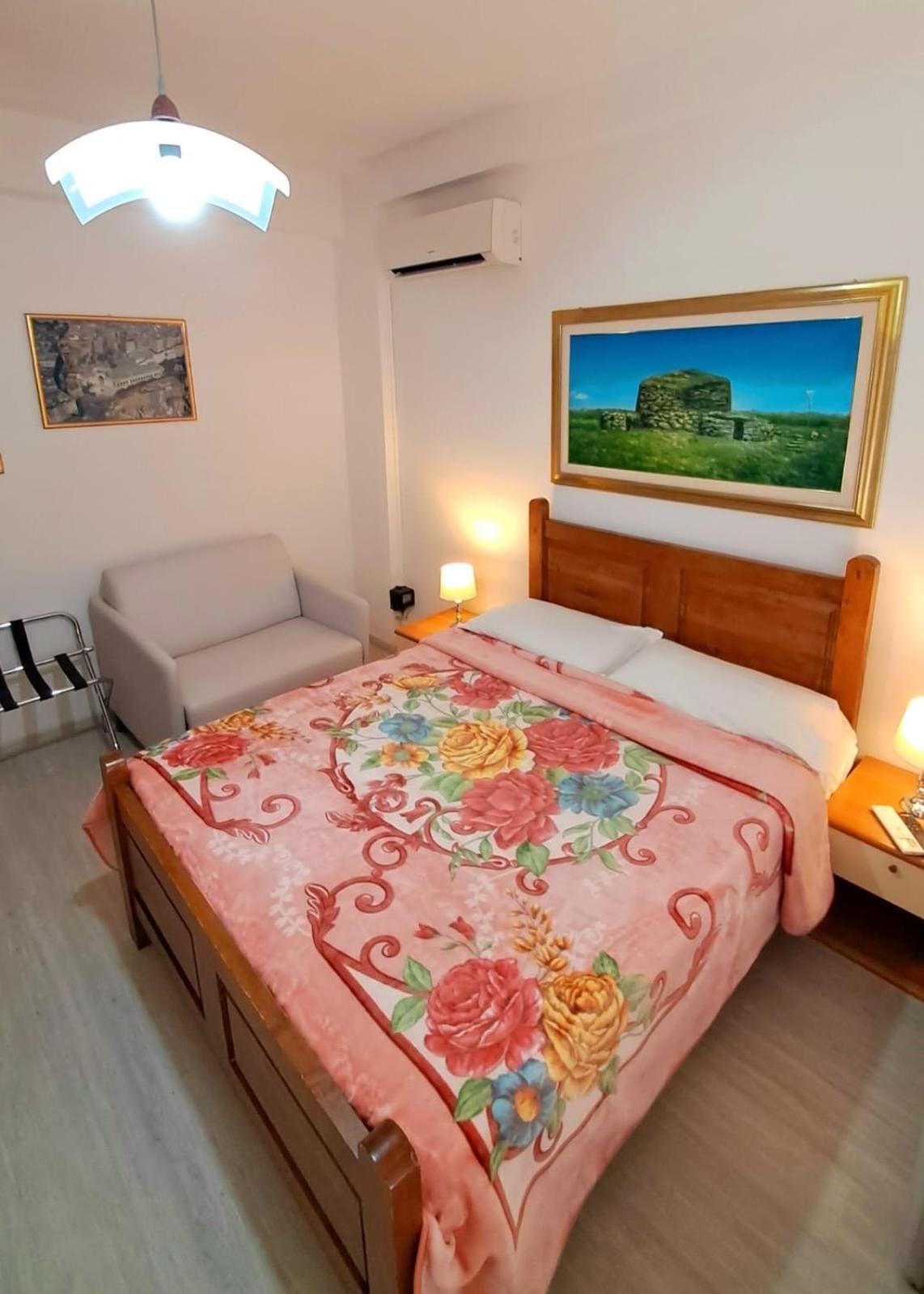 Affittacamere Miri Cagliari Exterior foto